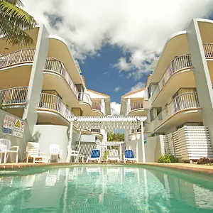 Surf Club **** Marcoola
